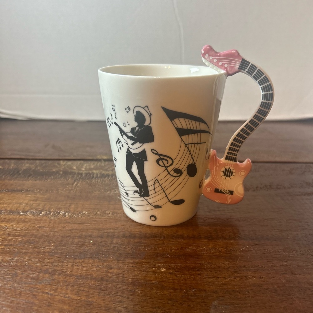 LanHong 11 oz Coffee/Tea Mug with Pink guitar Handle